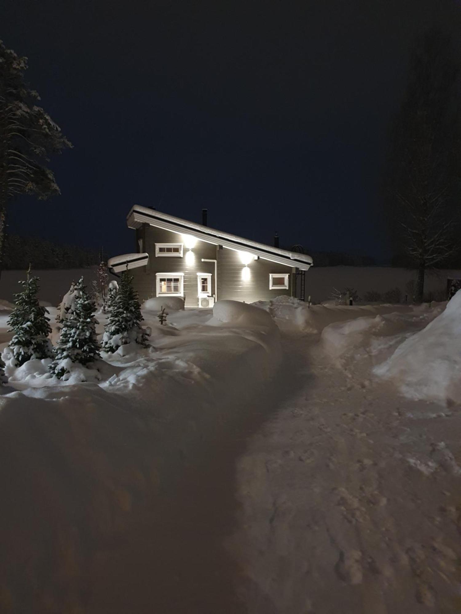Stunning Log Cabin 45M2 On The Shore Of Kallavesi. Kuopio Extérieur photo