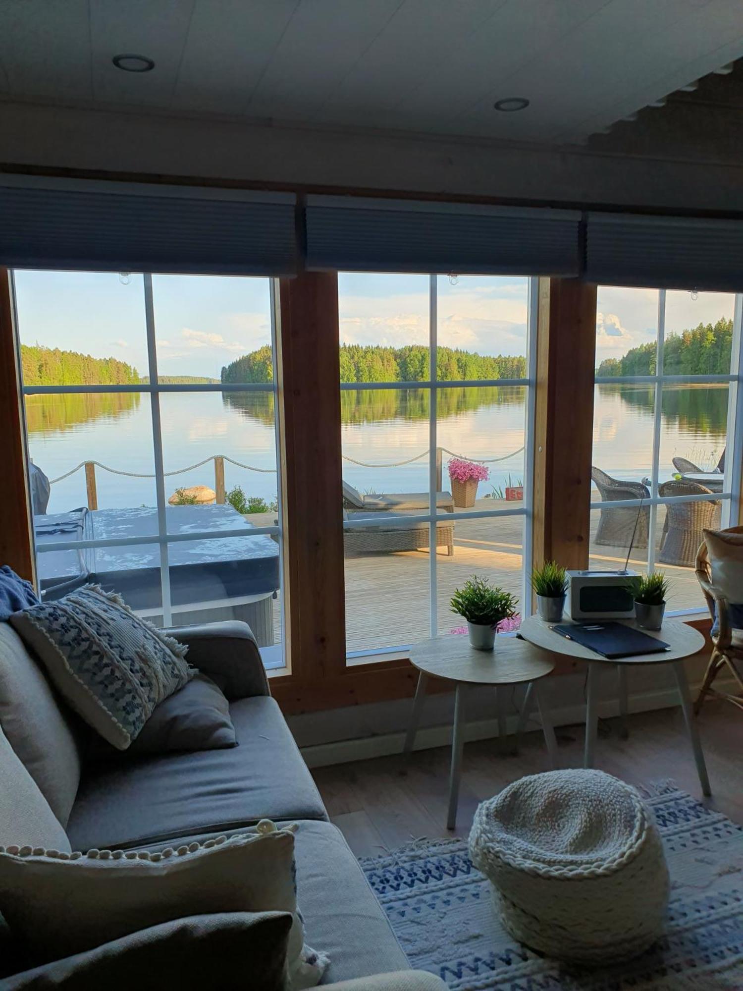 Stunning Log Cabin 45M2 On The Shore Of Kallavesi. Kuopio Extérieur photo